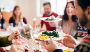 Smart Tips to Avoid Overeating During New Year Celebrations