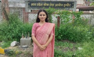 Success Story: Farmer’s Daughter Mona Dangi Secures 12th Rank in MPPSC; Emotional Call With Mother Goes Viral
