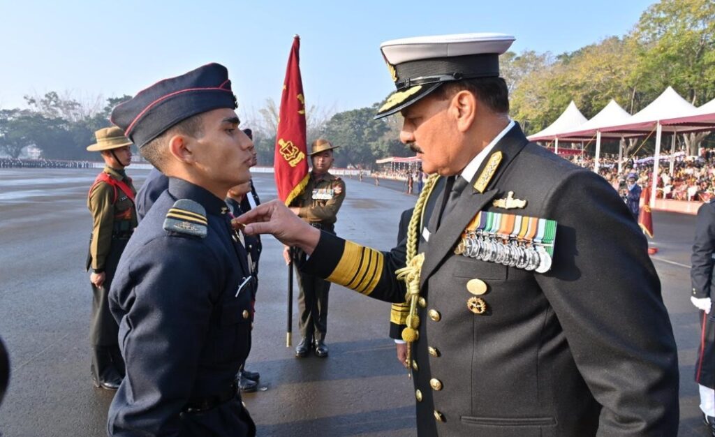 Taxi Driver’s Son Becomes Best NDA Cadet, Wins President’s Gold Medal at the 149th Passing Out Parade in Pune