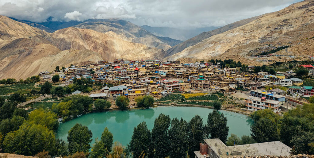 India’s Hidden Blue Lake That Changes Colour with the Seasons
