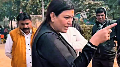 ‘Learn Hindi or…’ Sticker on BJP Leader Renu Chaudhary’s Red Car Sparks Language Row in Delhi