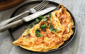 Boiled Egg vs Omelette: Which Delivers More Protein and Helps With Weight Loss?