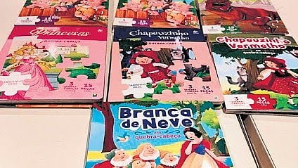 Chilean National Caught Smuggling 7.7 kg Cocaine in Children’s Books at Bengaluru Airport