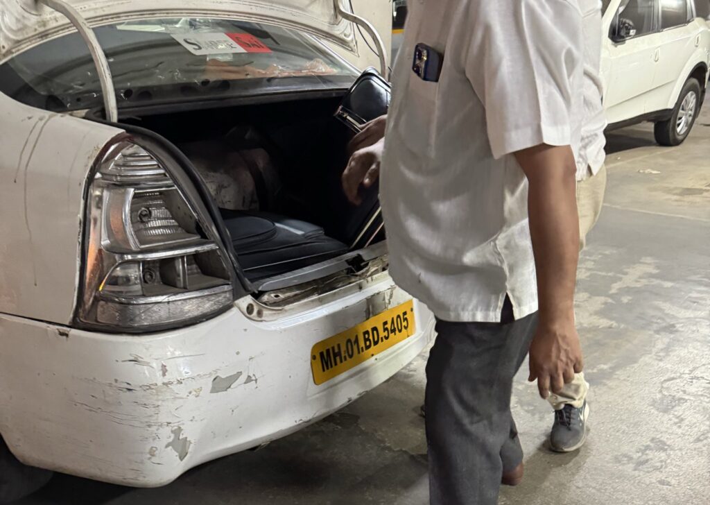 ₹18,000 for 400m Ride: Mumbai Cab Driver Takes US Tourist for a Ride, Arrested