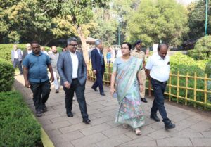 Pune: Okayama Delegation Visits Pu. La. Deshpande Garden to Mark Two Decades of Indo-Japanese Friendship