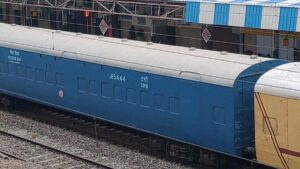 No Windows, No Doors, Yet Carrying Cargo Worth Crores – The Story of India’s Mysterious Sealed Trains