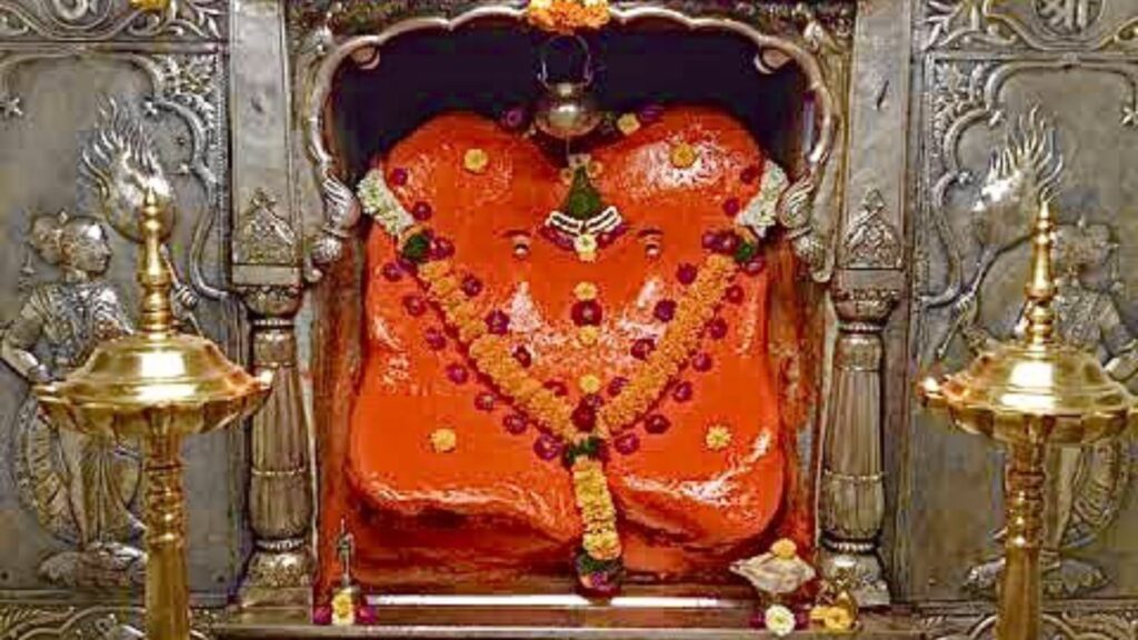 Pune: Kasba Ganpati Idol Restored To Original Form After Removal Of 900 KG Sindoor; Temple Reopens To Devotees 
