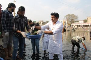 Pune: Pimpri Mayor Ravi Landge Leads Indrayani River Clean-Up Drive, Warns of Strict Action Against Polluting Industries