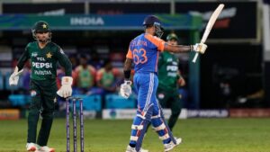 Why Must Indian Captain Surya Turn Up For Toss Despite Pakistan Boycott Under ICC Walkover Rule? Understand the Maths