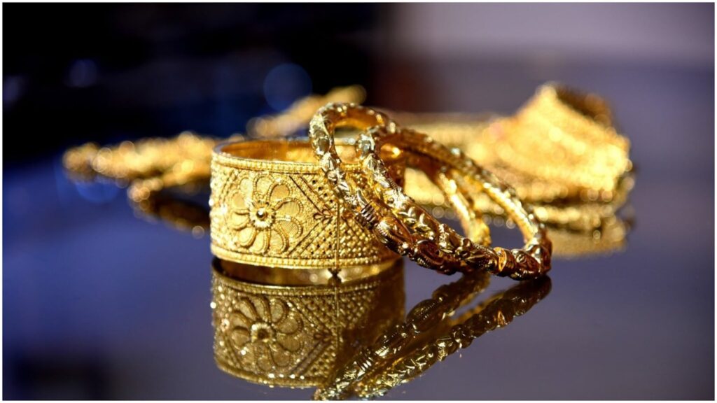 Dubai Gold Cheaper, But Selling In India Is Not Risk-Free, Experts Warn