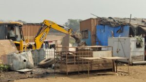 Pune: PMRDA Cracks Down on Illegal Constructions; Bulldozers Deployed In Sectors 9, 11 And Bhor, 4,000 Sq Ft Demolished