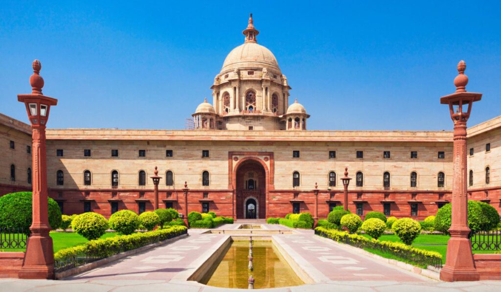 Travel: A Golden Chance to Explore Rashtrapati Bhavan from the Inside – Booking Process, Ticket Price, Timings, and Complete Details