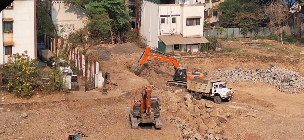 Pune: Wanawadi Residents Raise Health And Safety Concerns Over Construction Activity Near Aura Solis Society