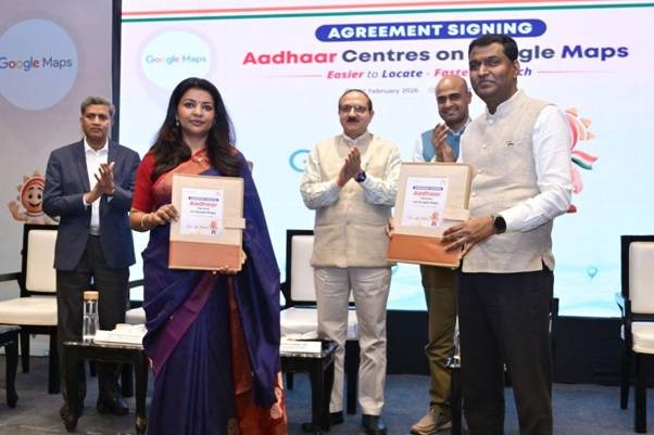 Authorised Aadhaar Centres To Appear On Google Maps As UIDAI Partners With Google