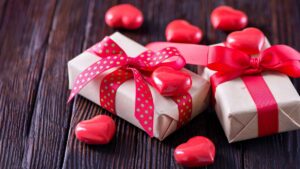 Valentine’s Day 2026: Move Beyond Chocolates; Thoughtful Gift Ideas to Make Him Smile