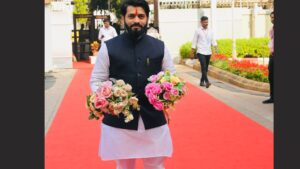 Call For Statewide Ban On Artificial Flowers Raised In Maharashtra Assembly Over Health And Environmental Risks