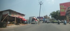 Pune: Undri Residents Demand PMC Action Against Illegal Fish Market Near Kad Nagar Chowk Over Traffic and Hygiene Concerns