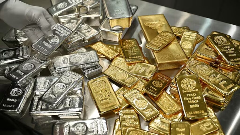 Gold Vs Silver: What The Gold-Silver Ratio Signals For Investors Right Now