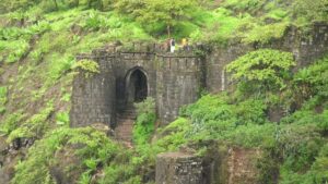 Pune News: Young Couple Seriously Injured After Bike Falls Into Gorge at Sinhagad Ghat Road