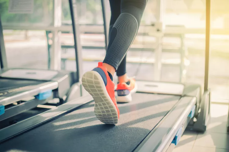 How Walking 45 Minutes Daily for 45 Days Transformed Her Body, Mind and Creativity