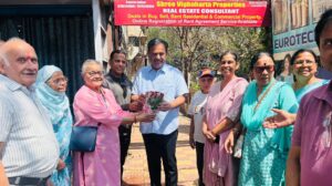 Wanowrie Residents Protest Closure Of Right Turn At Fatima Nagar Junction On Solapur Highway