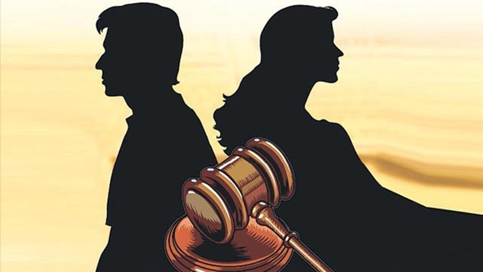 Pune Woman Pays Rs 50,000 To Husband For Divorce; Unusual Family Court Case Sparks Debate