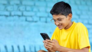 Karnataka Plans Social Media Ban For Children Under 16; Andhra Pradesh Considering Similar Rules