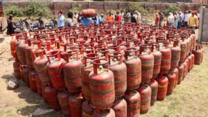 LPG Booking Rules: Refill Gap Increased To 35 Days; Know the Different Rules For Consumers With Single, Double, and Ujjwala Connections