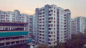 Bombay HC Rules Housing Societies Cannot Decide Flat Ownership Disputes, Limits Role to Membership Only