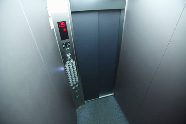 Mumbai Lift CCTV Kissing Video Goes Viral: Married Woman Caught Kissing Unknown Man in Society Lift, Chairman’s Son Booked  