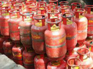 Want To Start An LPG Gas Agency? Know Investment, Process And Monthly Earnings