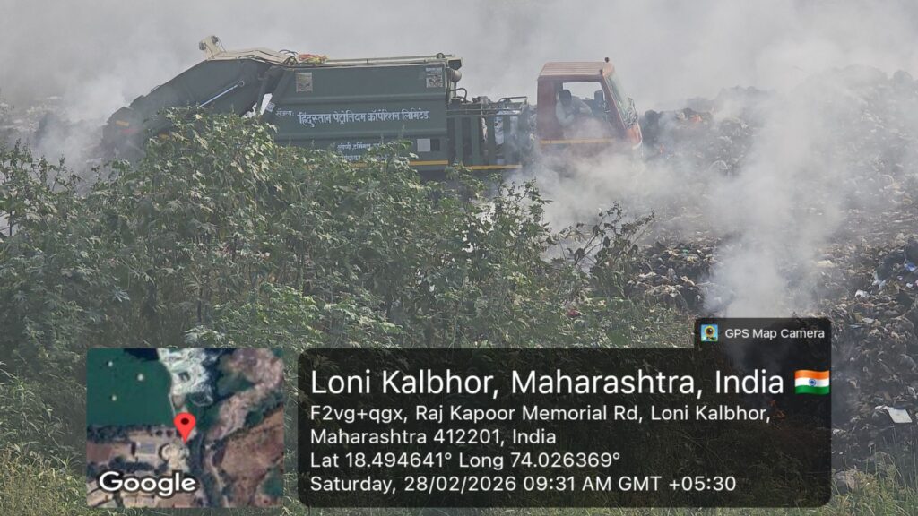 Pune: 20,000 Students Affected As Toxic Fumes From Garbage Dump Fire Along Mula-Mutha River In Loni Kalbhor Choke Area; Five Hospitalised