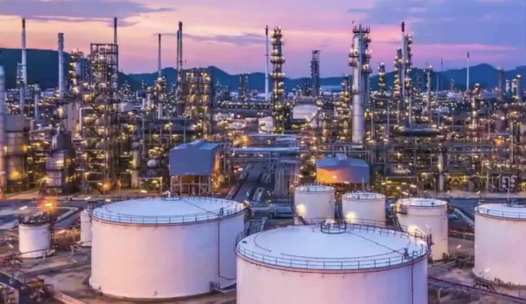 Government Cuts Import Duty On 40+ Petrochemicals Amid Oil Crisis, Industries To Benefit