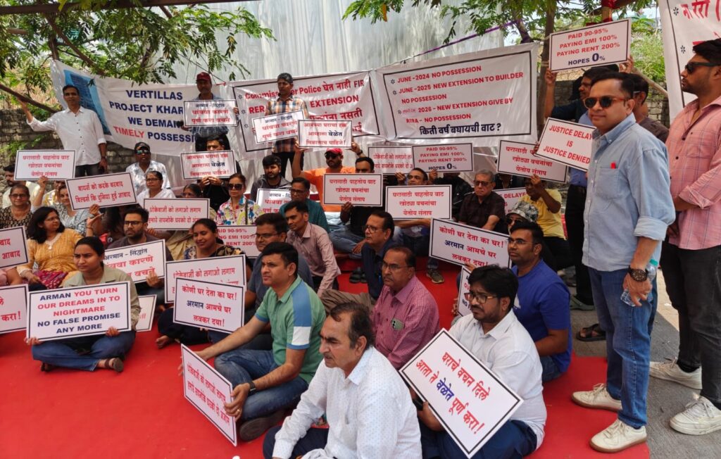 Pune: Over 100 Homebuyers Protest Against Delay In Kharadi's Vertillas Project Possession, Allege 2-Year Wait Despite 95% Payment