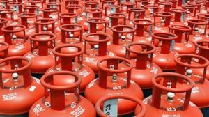 LPG Supply Stable Across India as Government Tweaks Booking Rules and Boosts Distribution