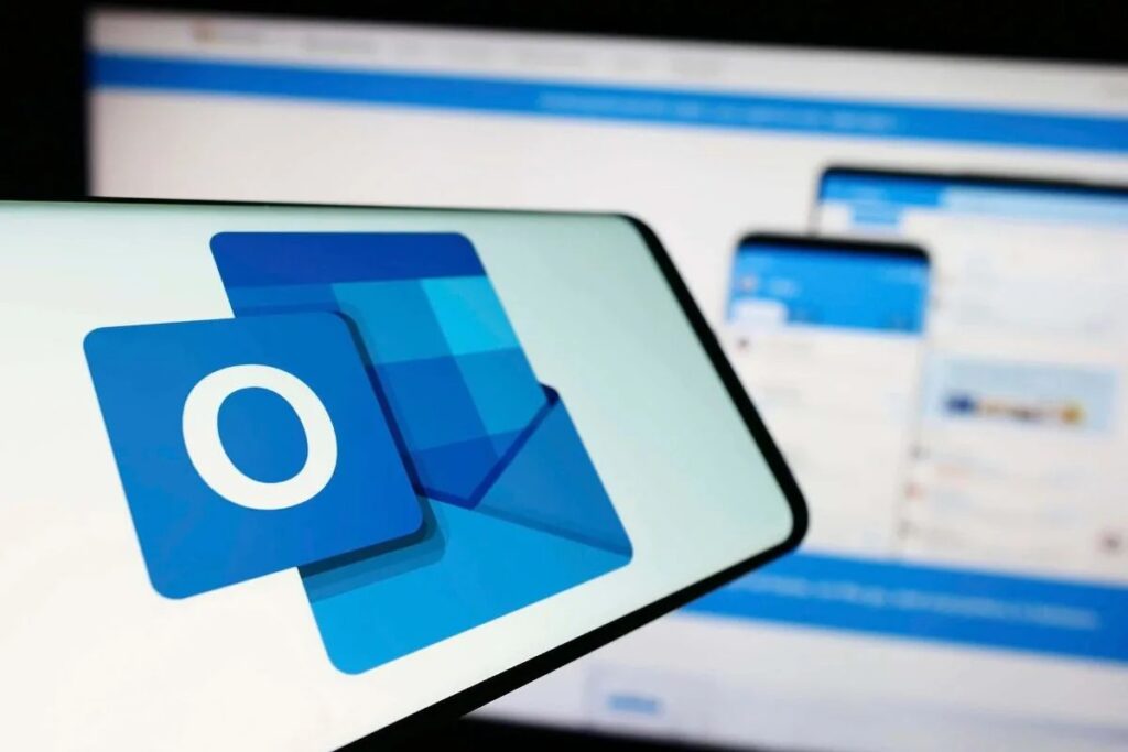 Big Blow to Android Users: Microsoft To Shut Down Your Favorite App From May 25, Users Asked To Switch