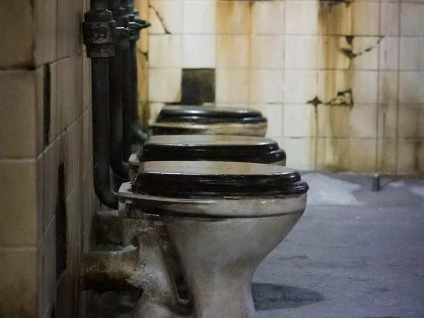 Govt Offers Rs.1,000 FASTag Reward for Reporting Unhygienic Toll Plaza Toilets