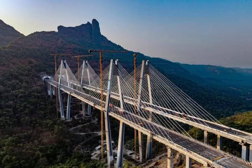 Mumbai-Pune Expressway Missing Link Faces Mobile Network Issues Inside Tunnels, Commuters Raise Safety Concerns