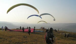 10 Beautiful Places Near Pune For A Perfect One-Day Picnic With Family & Friends