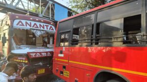 Pune Solapur Highway: Minor Collision Between ST And Private Bus Near Bhairobanala, No Injuries Reported