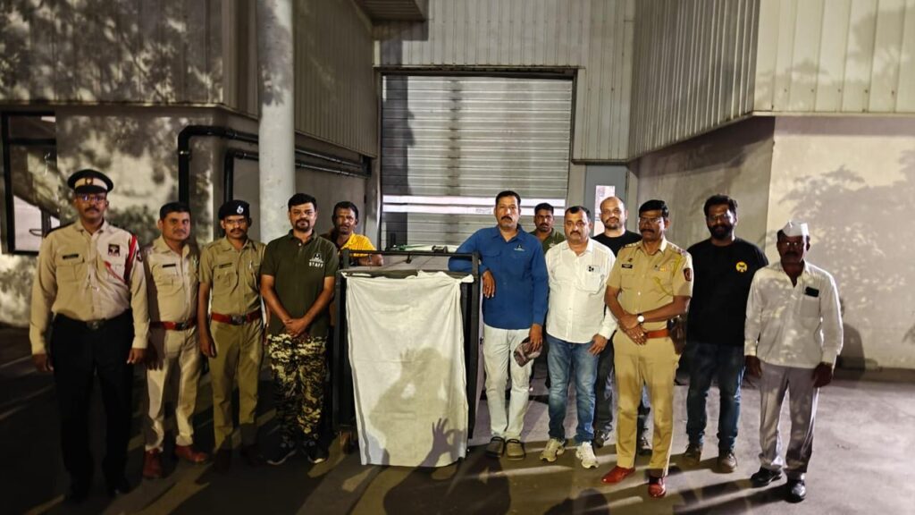 Pune: Leopard Captured After 48-Hour Rescue Operation at Mercedes-Benz Plant in  Chakan