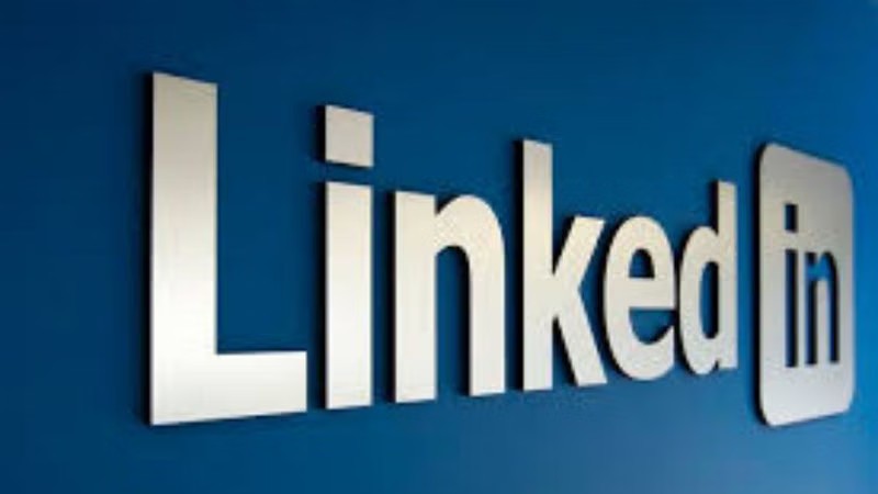 LinkedIn To Layoff Hundreds of Employees As Tech Job Cuts Continue In AI Era