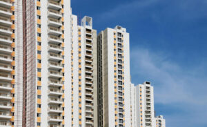 Beware Young Couples Planning to Live In High-Rise Societies: “Old People On Power Trips”, Says Techie