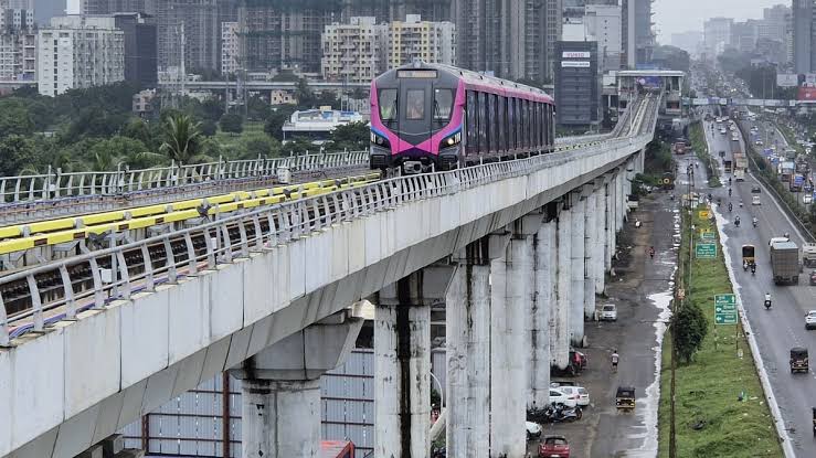 Punekars Wait Continues! Hinjewadi-Shivajinagar Metro Misses June Launch, July Deadline Now in Focus