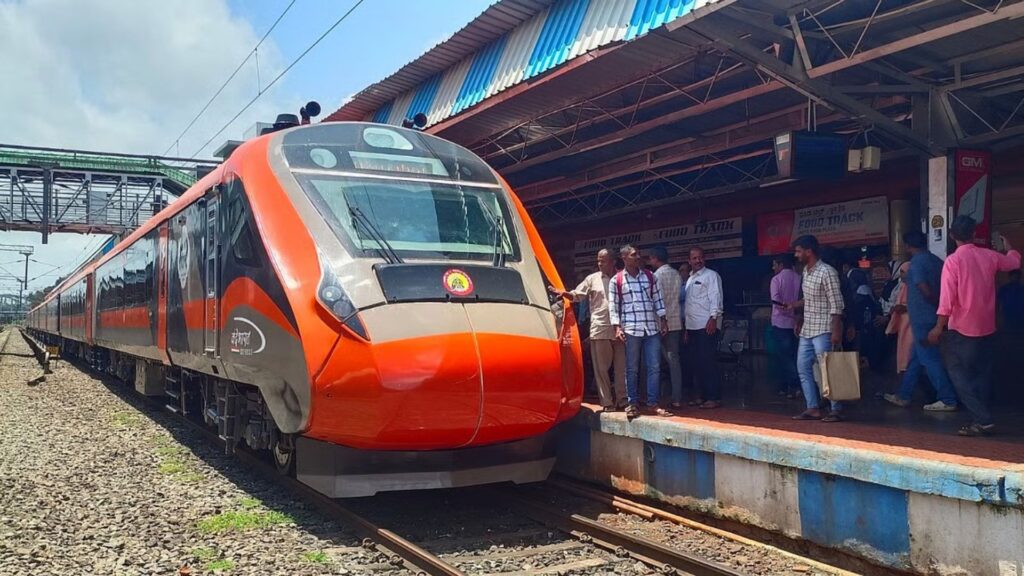 Pune - Hubballi Vande Bharat Express Stalled For 2 Hours; Passengers Face Major Inconvenience