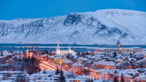 One Day, Four Seasons: 5 Destinations Where Weather Changes In Just Hours