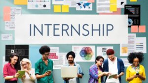 Beyond Classrooms: How Pune Students Are Building Careers Through Internships  
