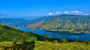 6 Best Monsoon Trips Near Pune for a Perfect Weekend Getaway