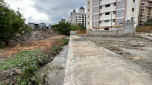 Pune News: Public Health At Risk? Residents Sound Alarm Over Unchecked Sewage Discharge Behind Ganga Kingston In NIBM Annexe
