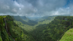 Planning a Weekend Trip from Pune? Visit Amboli This Monsoon